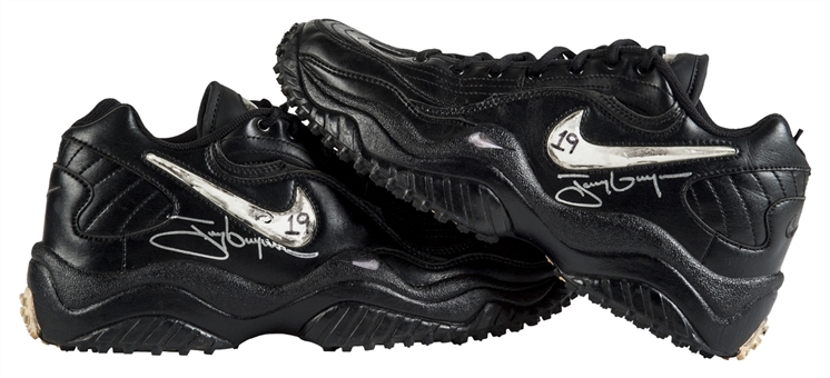 Tony Gwynn Game Used & Signed Nike Cleats (MEARS, Gwynn PSA/DNA COAs)